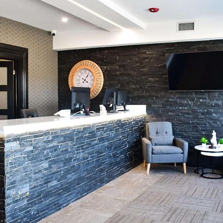 Big Bird Inn Wawa, Surestay Collection By Best Western Экстерьер фото