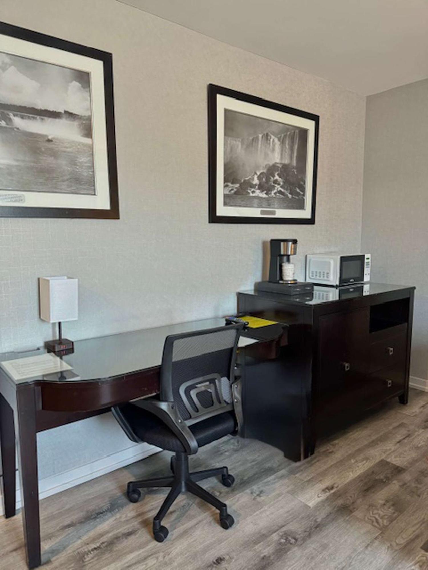 Big Bird Inn Wawa, Surestay Collection By Best Western Экстерьер фото
